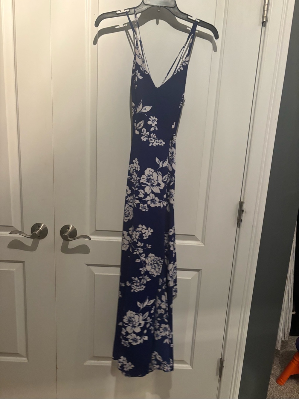 Women’s Navy Floral V-Neck Maxi Dress